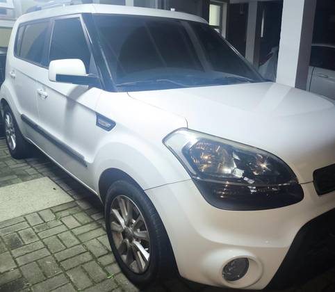 KIA SOUL 1.6 EX 16V FLEX 4P AUTOMÁTICO KIA SOUL 1.6 EX 16V FLEX 4P AUTOMÁTICO